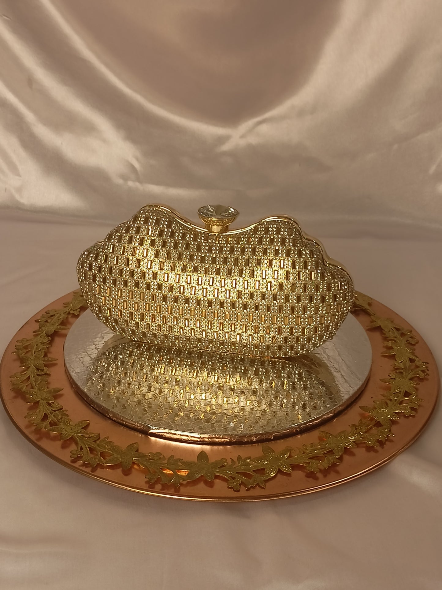 GOLDEN CLUTCH WITH D SHAPE