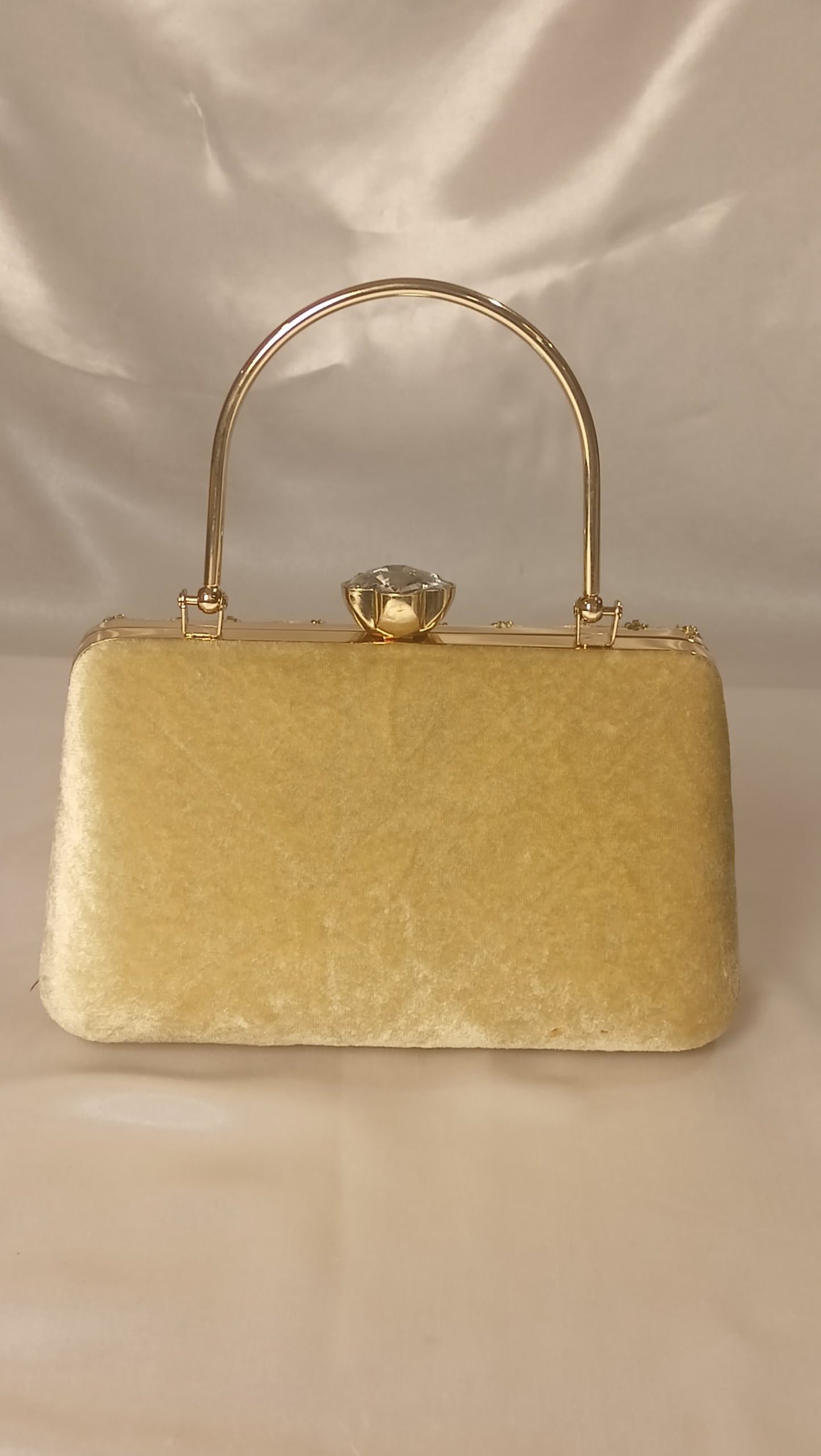 GOLDEN  DABKA WORK CLUTCH