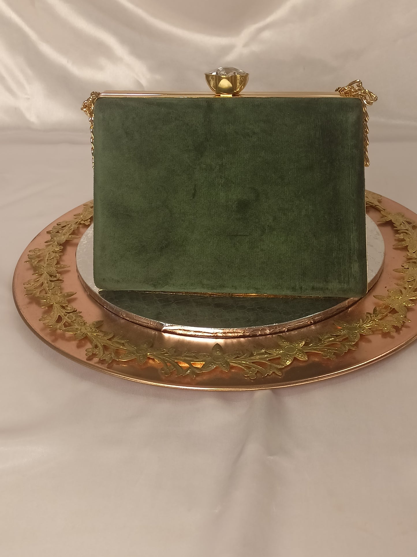 GREEN VELVET STONE CLUTCH