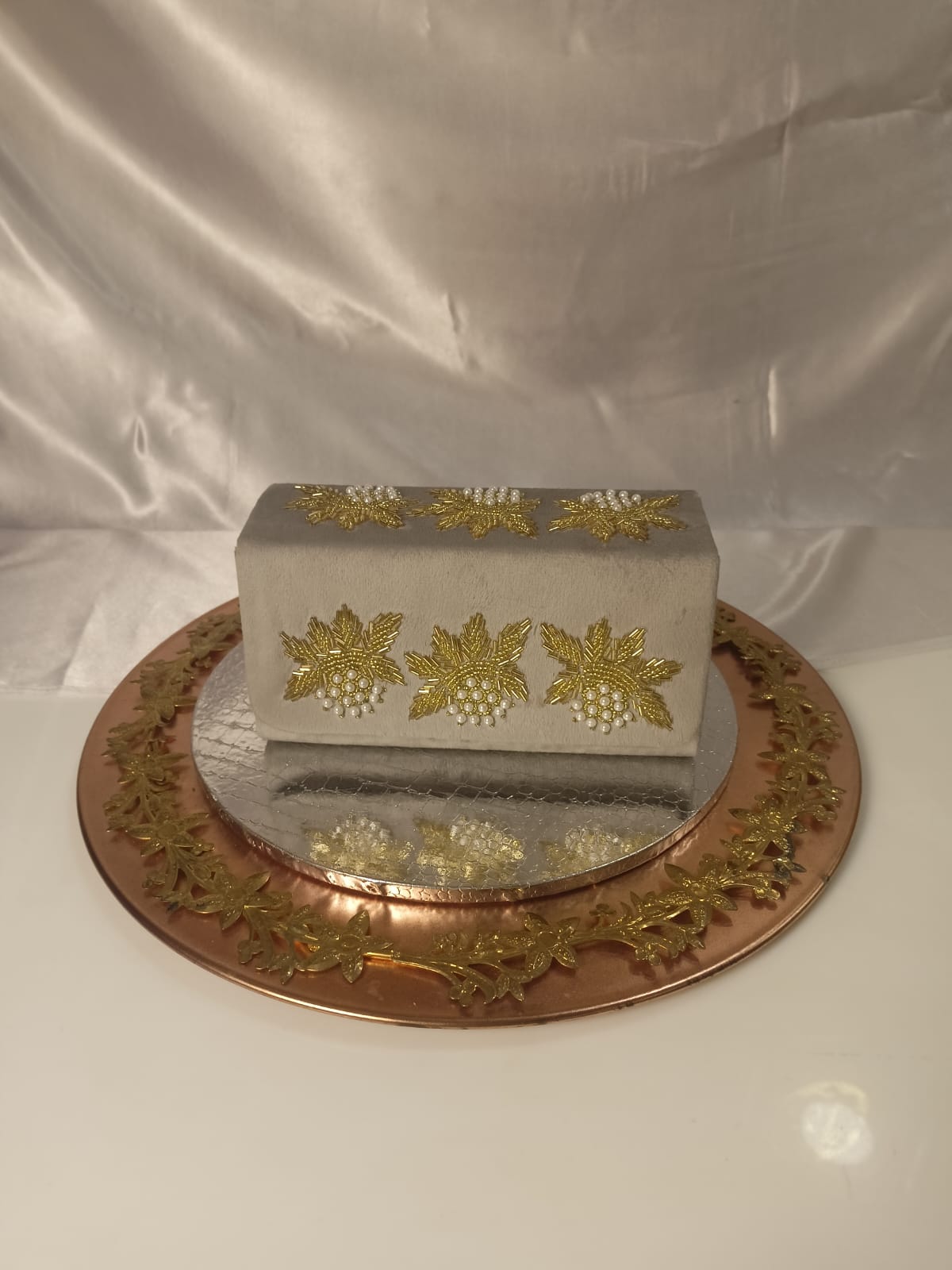 GREY COLOUR VELVET FLAP CLUTCH