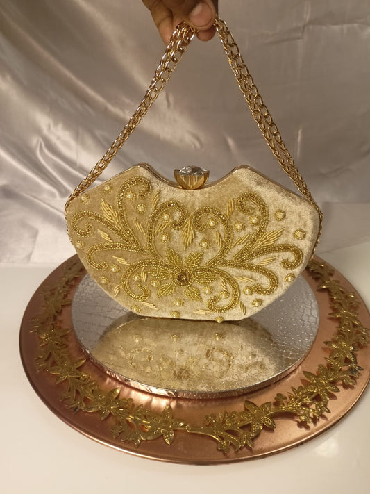 GOLDEN DFRAME CLUTCH