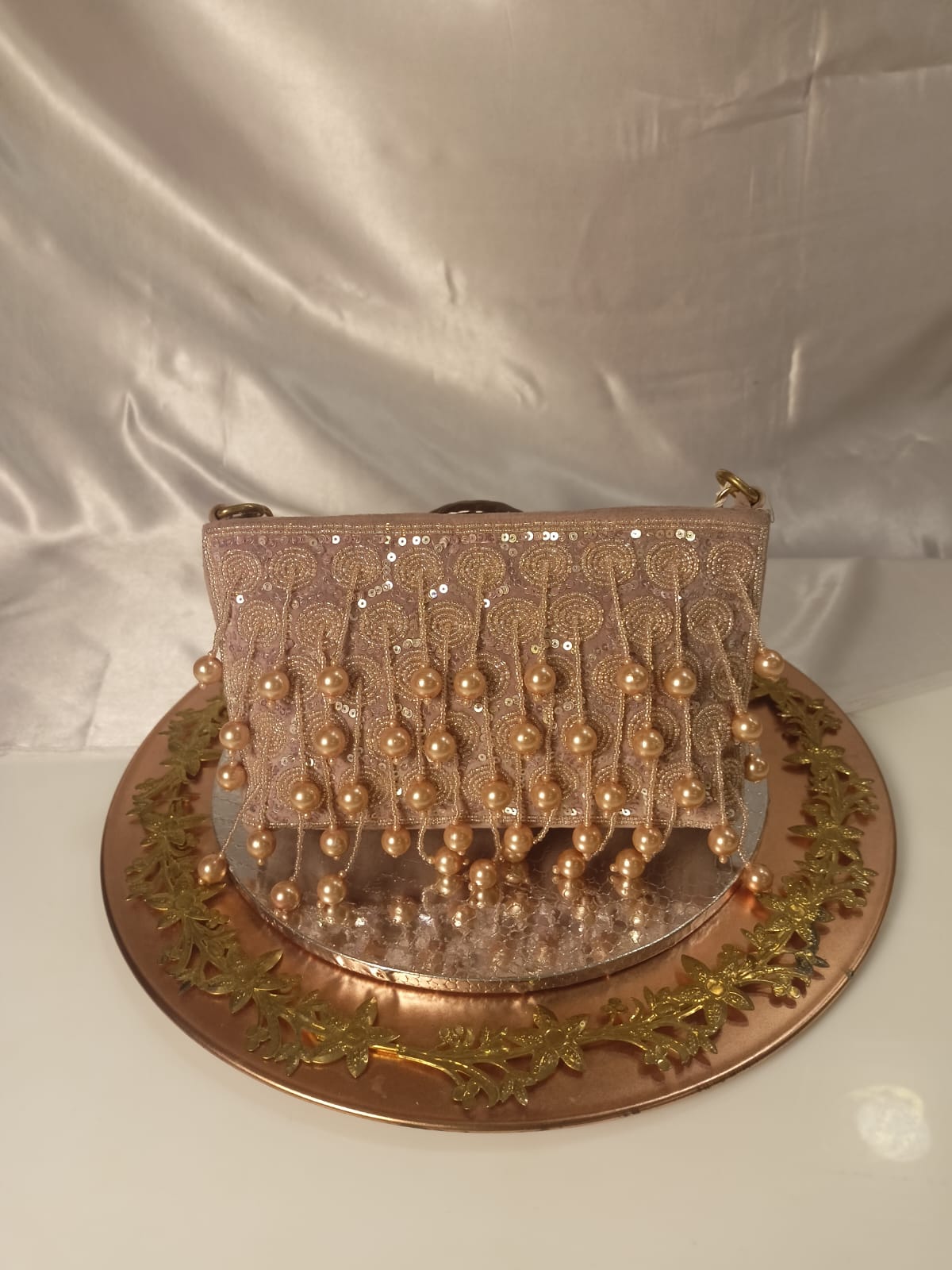 ROSE GOLD PEARL CLUTCH BAG